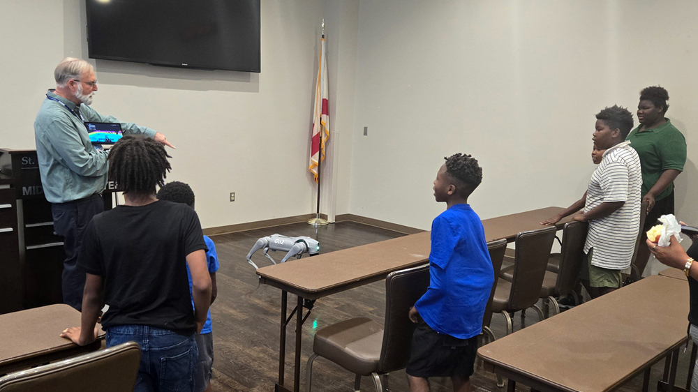 St. Petersburg College hosting a STEM presentation for Jordan Park youth at the St. Petersburg College Midtown Center.