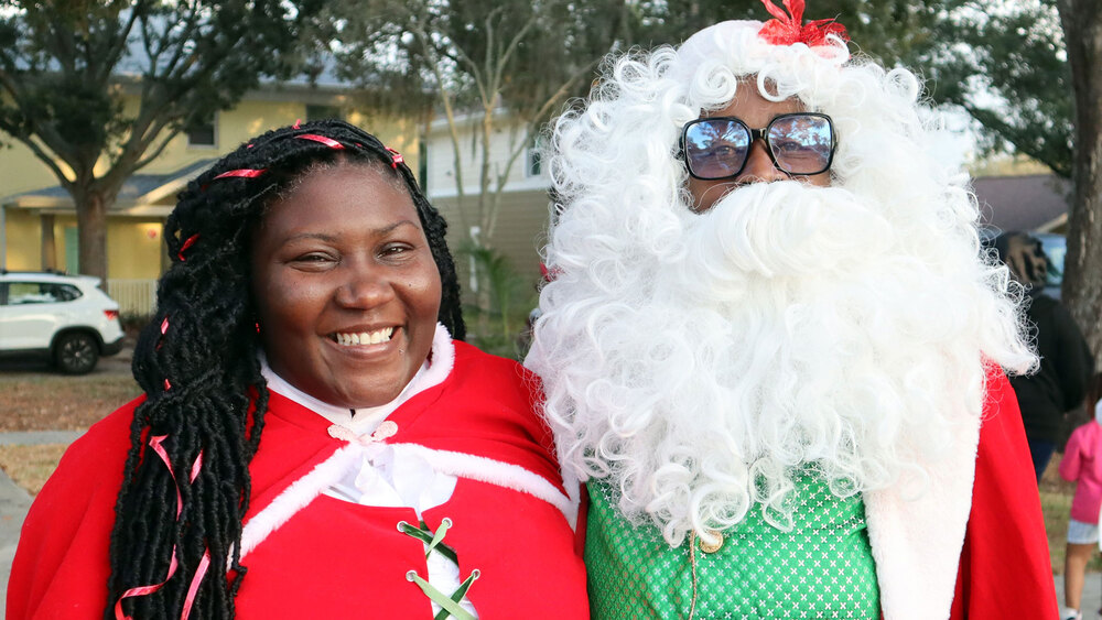 Mr. and Mrs. Santa Claus in Jordan Park.