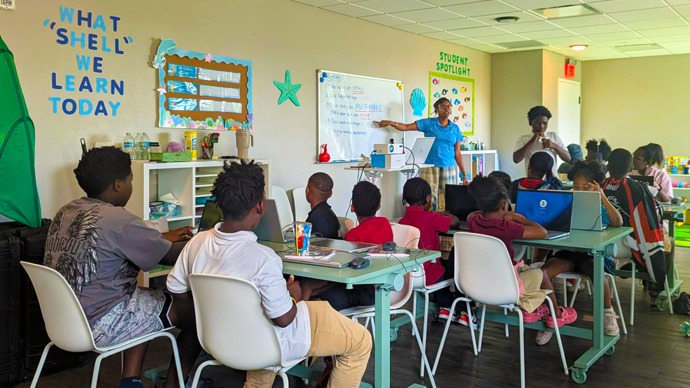 St. Petersburg Housing Authority (SPHA) hosting STEM programming for youth living in SPHA communities.