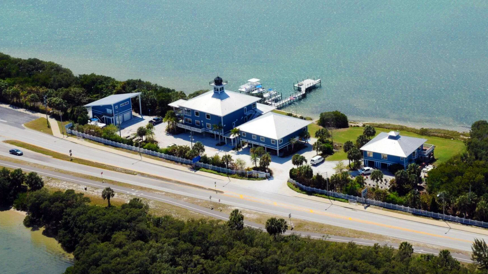 Tampa Bay Watch Marine & Education Center, 3000 Pinellas Bayway South, Tierra Verde, FL 33715