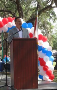 Mayor-Speaking-at Jordan Park Rededication